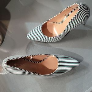 New York & Company Eva Mendes Stripe 👠